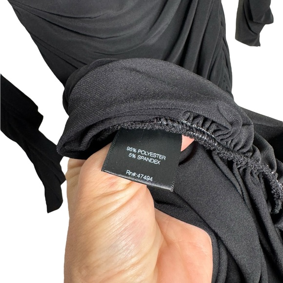 Norma Kamali | Tara Long-Sleeve Deep-V Ruched Stretch Jersey Midi Dress Black XS - Picture 6 of 9